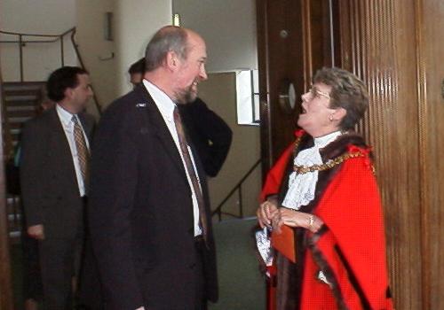 Mayor Evelyn Knowles with officers