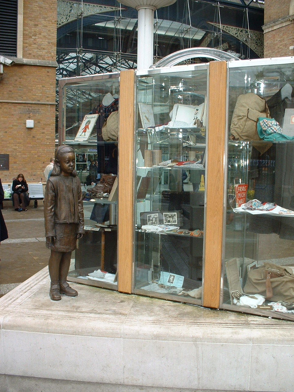 Original Kindertransport memorial outside Liverpool Street station (1)