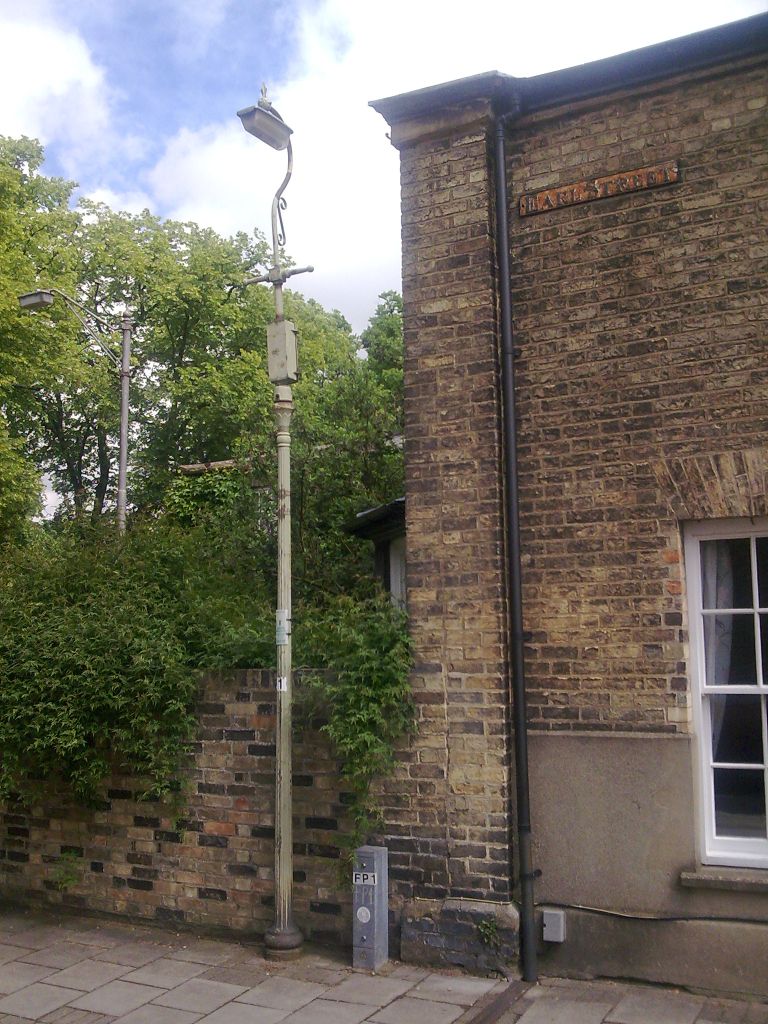 Earl St (1)