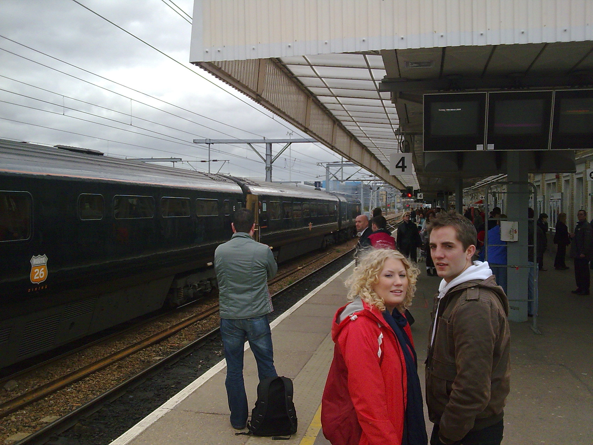 Grand Central HST arriving in platform 1 at Cambridge