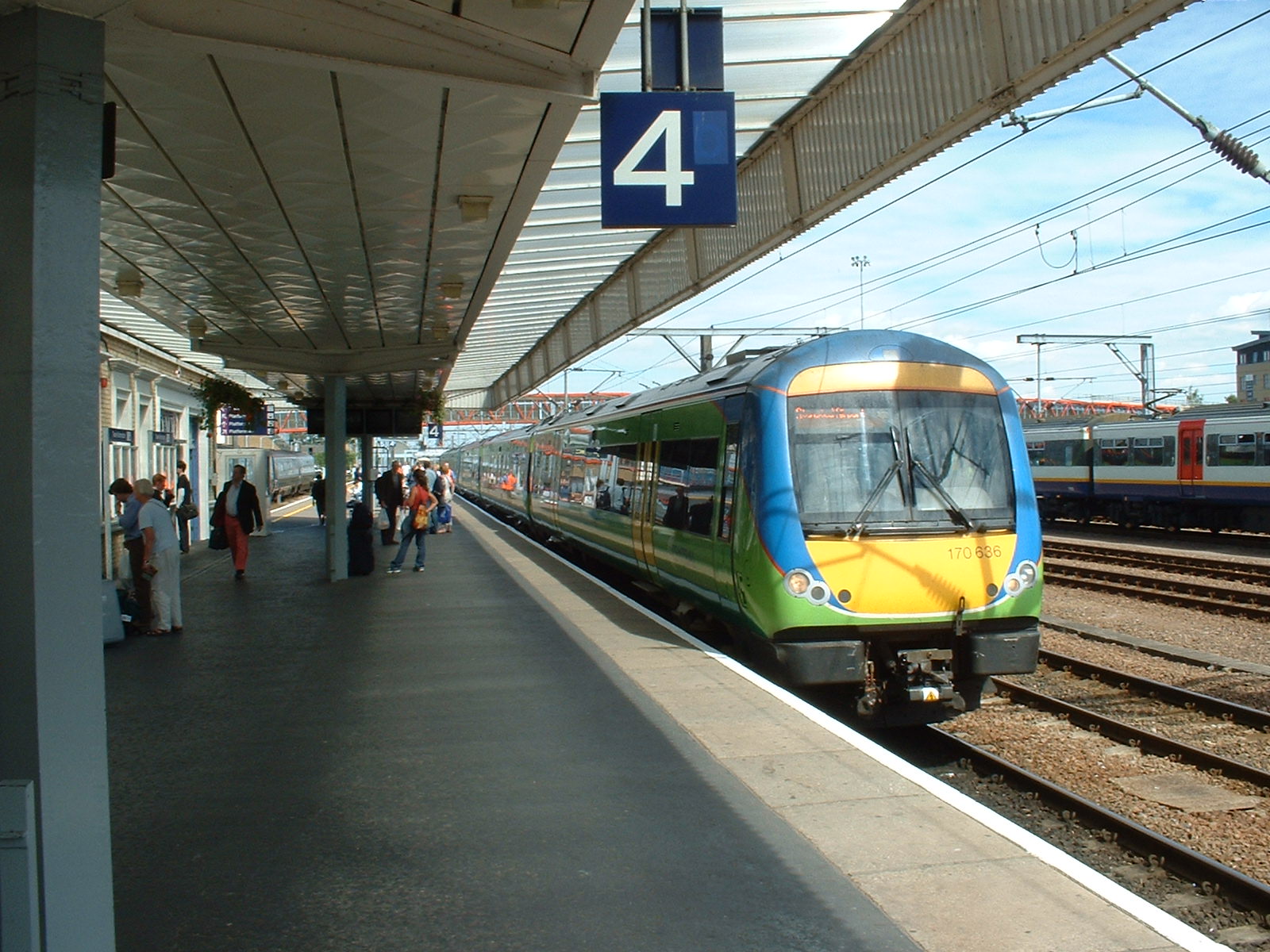 Class 170 units in platform 4
