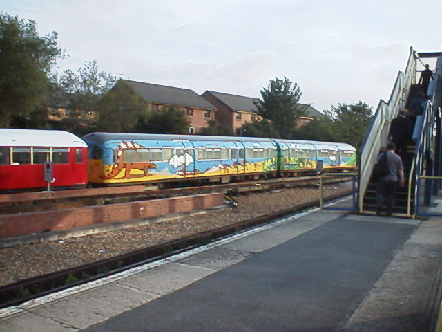 Island Line 1938 tube stock at Ryde St John's Road (2)